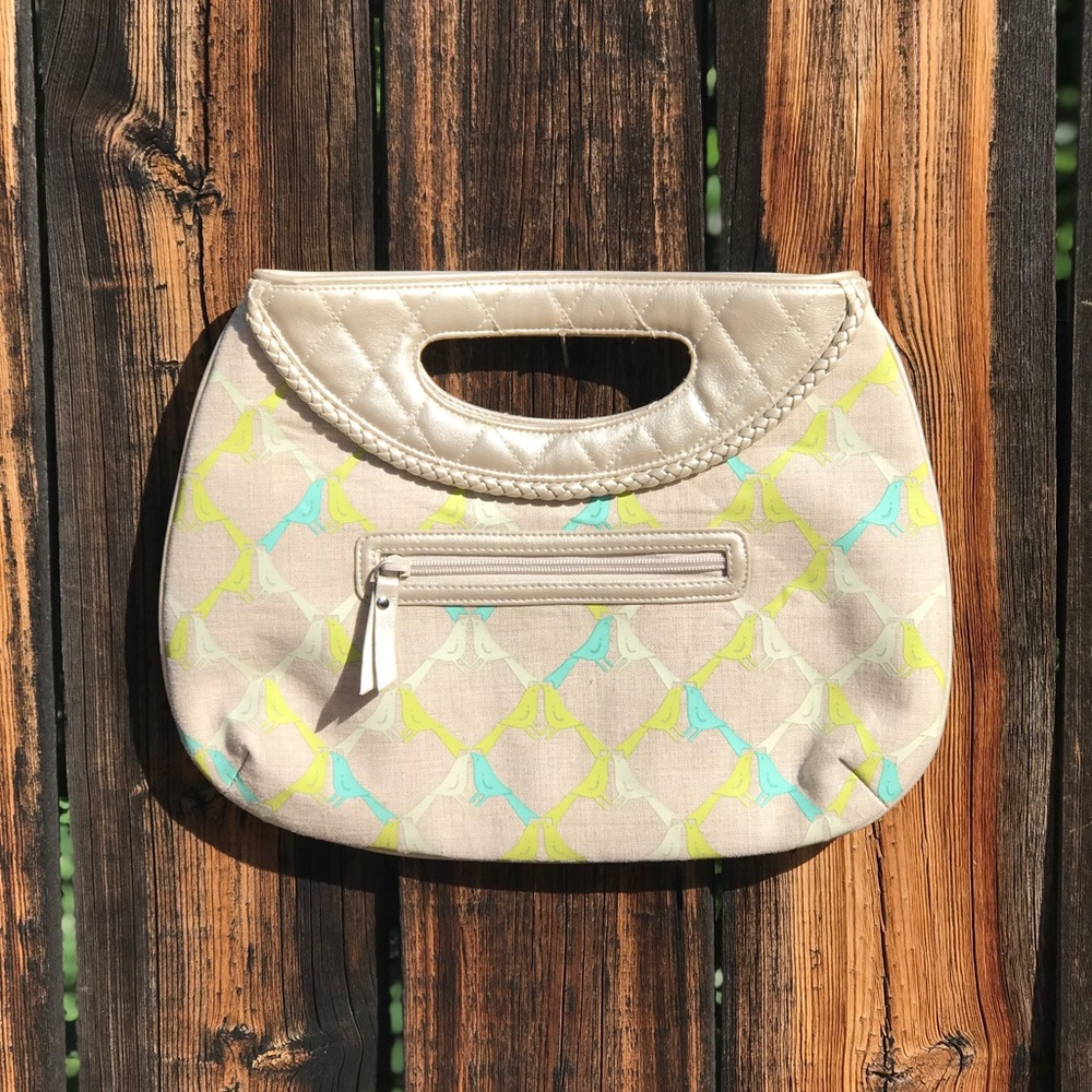 Vera Bradley bird clutch